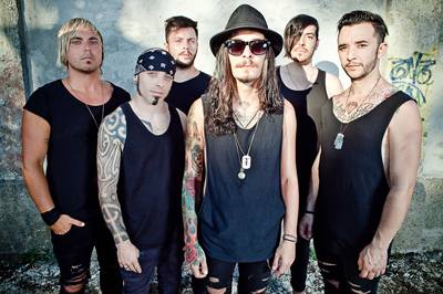 Italian metalcore powerhouse TASTERS releases brand new song & lyric video!