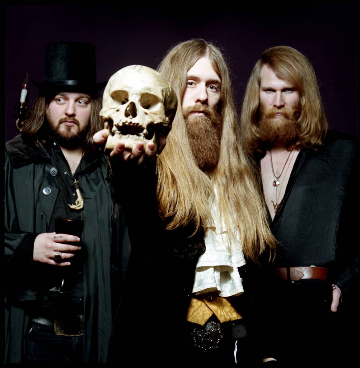 KADAVAR â€“ unterschreiben bei Nuclear Blast, enthÃ¼llen Details zum neuen Album