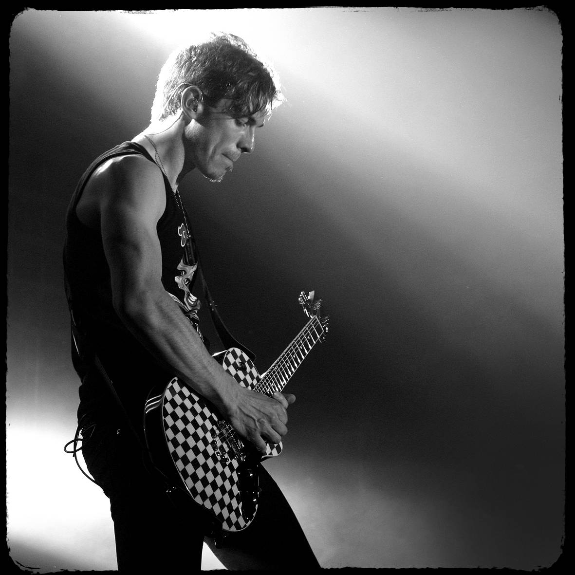 EISBRECHER â€“ Neuer Mann am Bass: Rupert Keplinger als neues Besatzungsmitglied an Bord