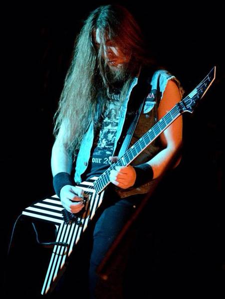 tainted nation engagieren gitarrist joel peters