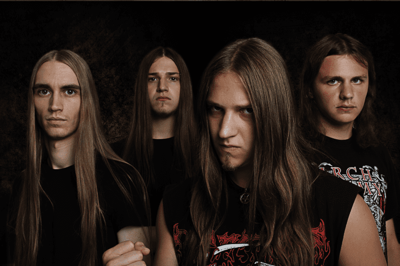 bleeding red – first video ever ;-)