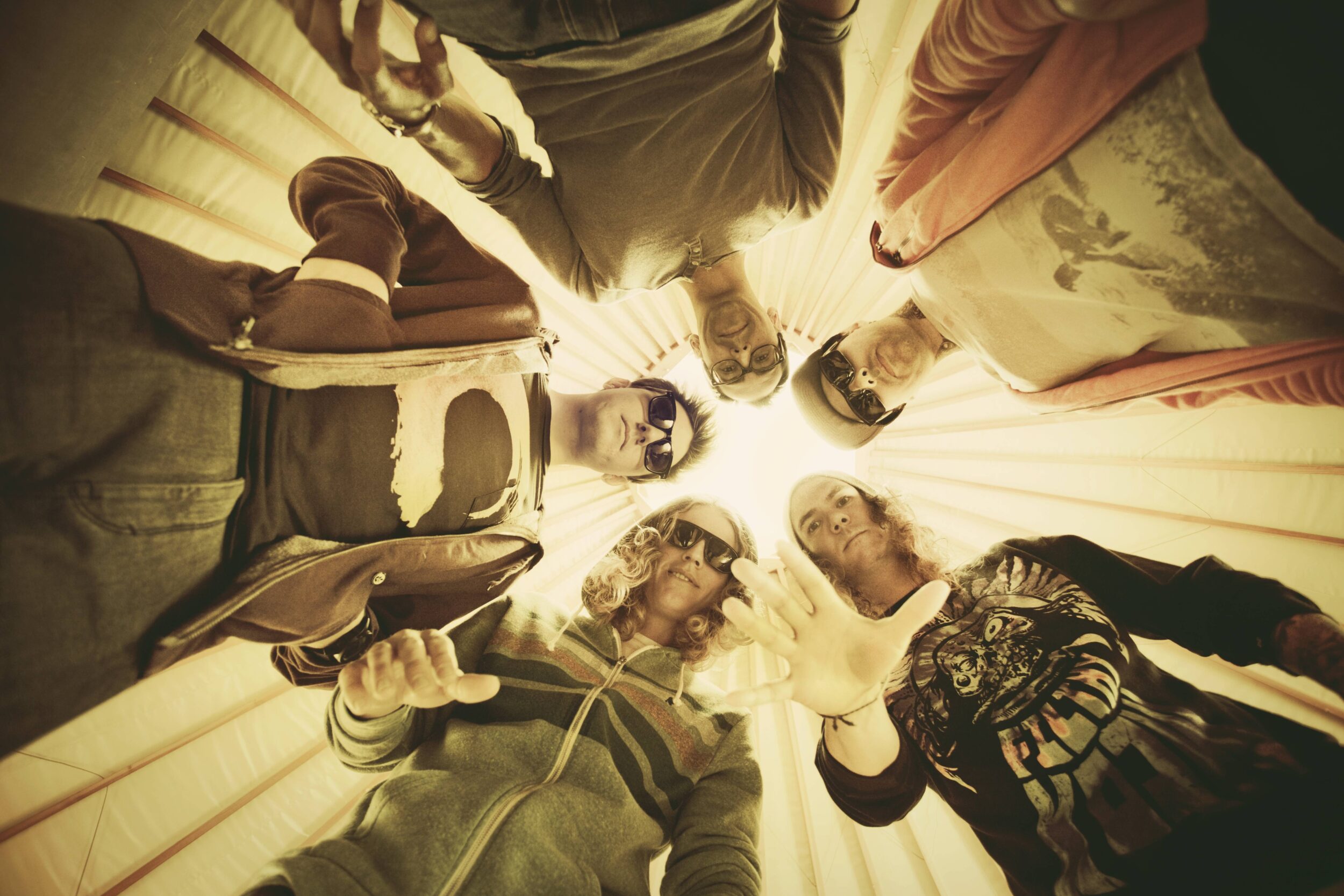 THE DIRTY HEADS VIDEOCLIP zum Song „Spread Too Thin“