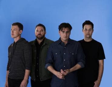 JIMMY EAT WORLD  auf Tour mit RIVAL SCHOOLS