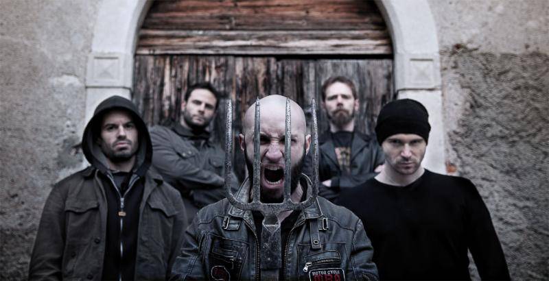 TRAGODIA Releases Video For „Mythmaker“