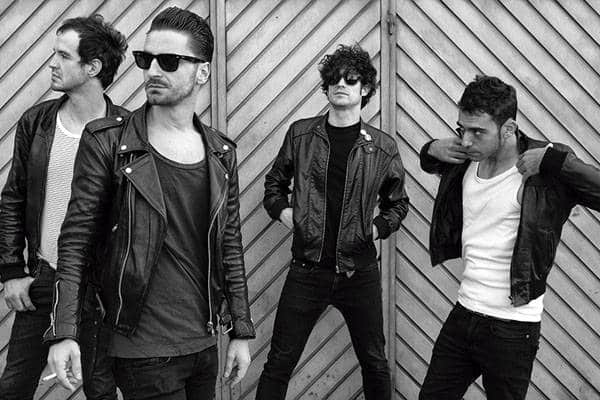 october poeple debut am 18. oktober