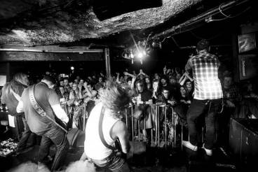 AUDREY HORNE – KARMA TO BURN