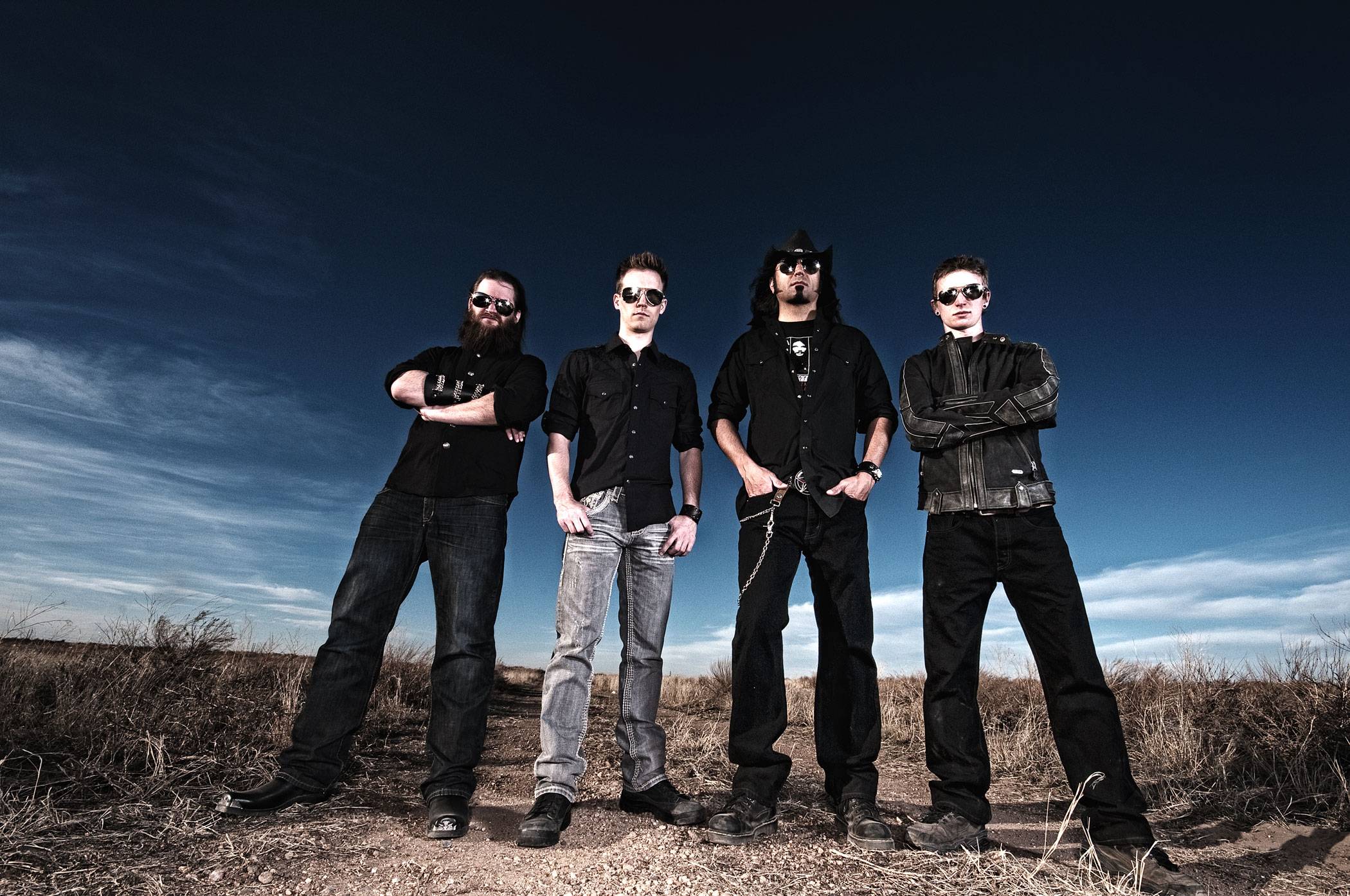 SILENCER PREMIERES NEW VIDEO, „I AM THUNDER!“ ON GUITARWORLD.COM