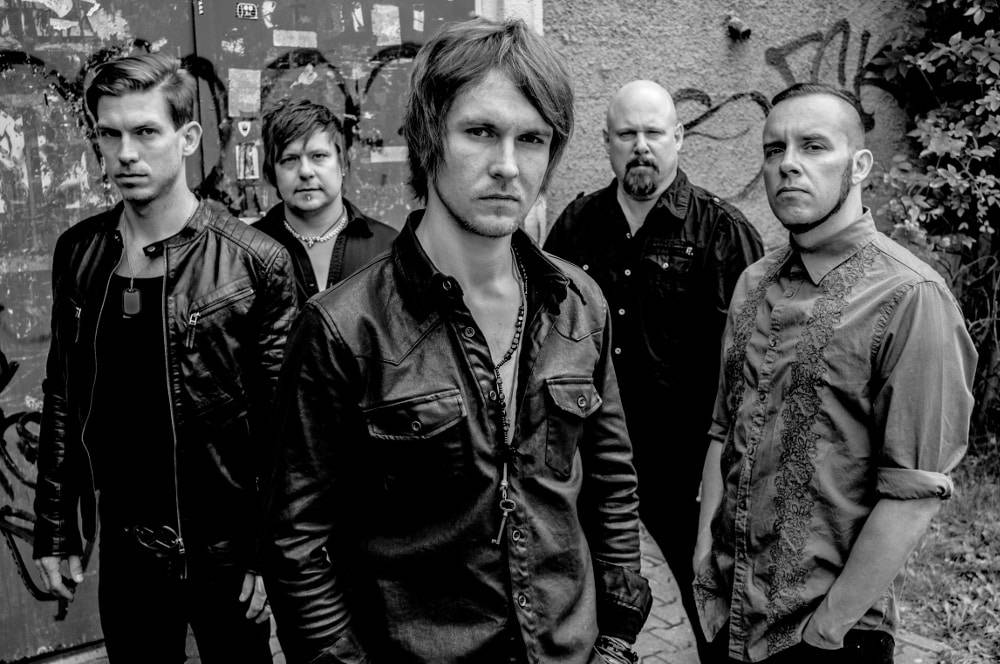 DARKHAUS – Videoclip zu „All Of Nothing“ vor Album When Sparks Ignite