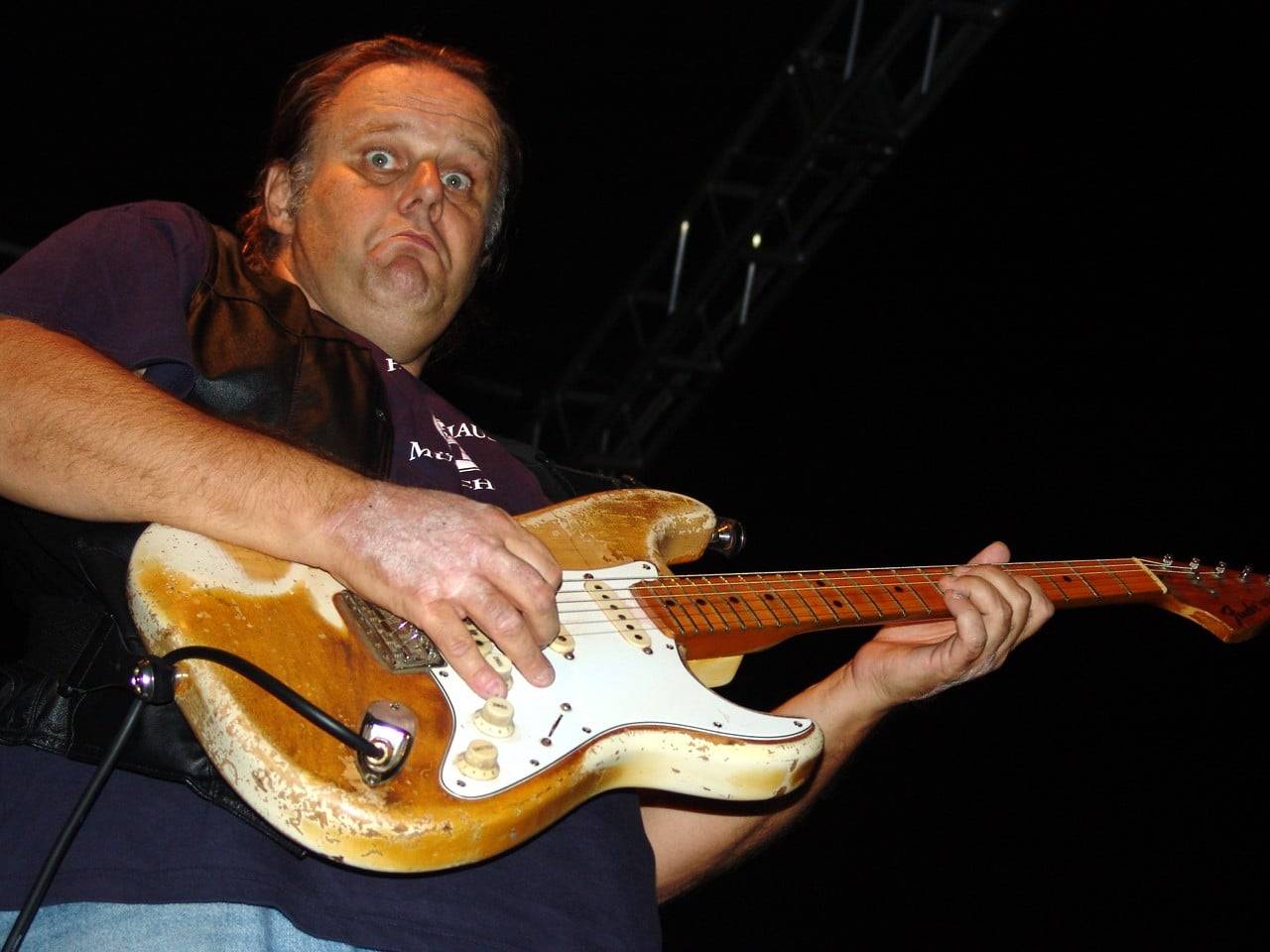 WALTER TROUT „Battle Scars“ am 23.10.15