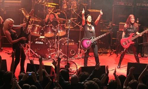 GIRLSCHOOL â€“ „Take It Like A Band“ und „Guilty As Sin“ am 13.11.15