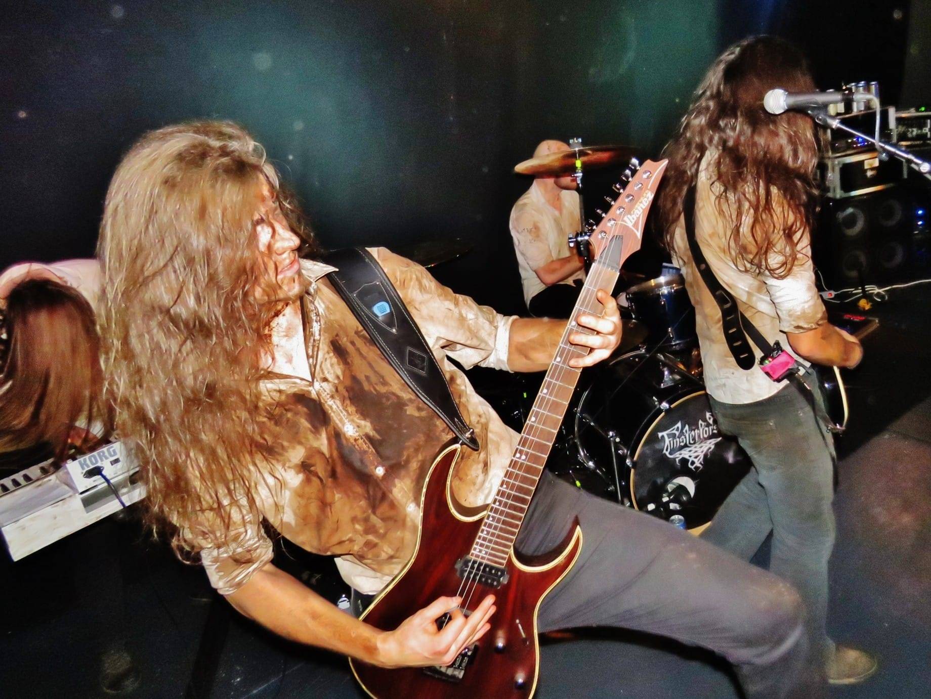 besser spät als nie – headbangers silvester festival…