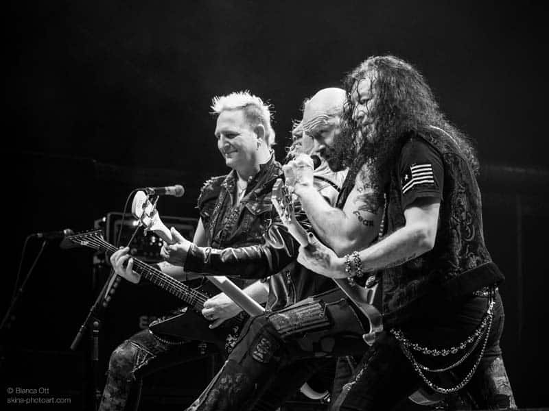 DO YOU LOVE HEAVY METAL?