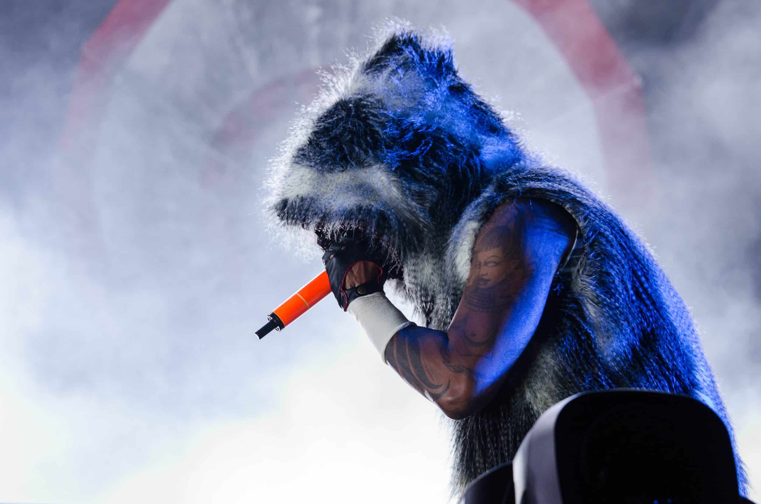 THE PRODIGY schliessen Greenfield ab