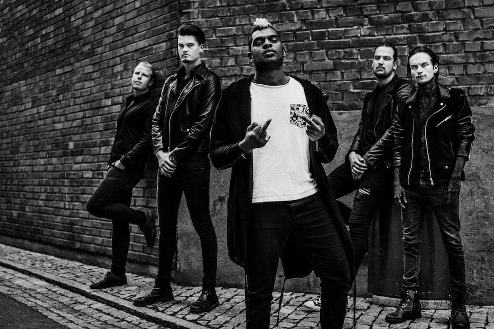 FIGHT THE FIGHT premieren ersten Track via   METAL-HAMMER.DE