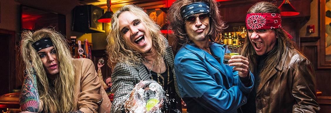 Mütter sperrt die Töchter ein – STEEL PANTHER kommen