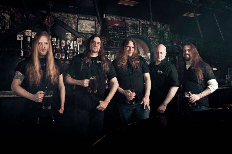 ONKEL TOM is in the Hütte