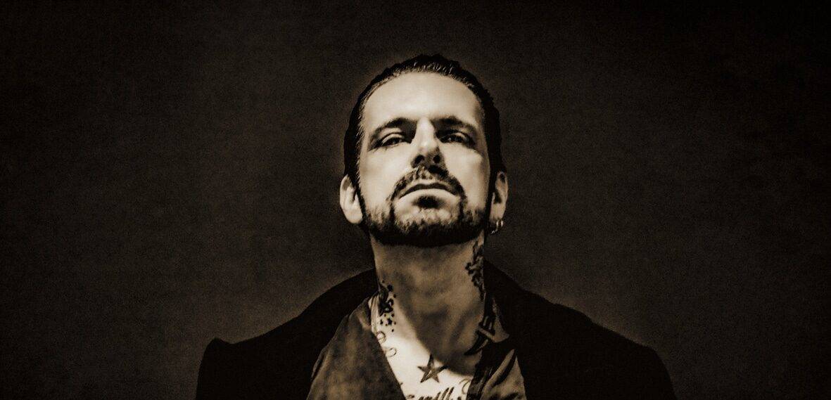 RICKY WARWICK – „You Don’t Love Me“
