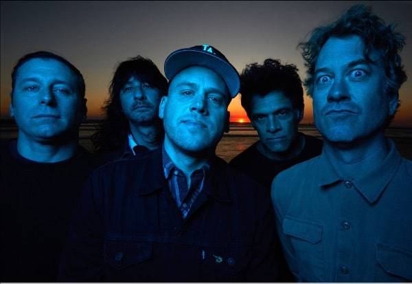 THE BRONX – „White Shadow“