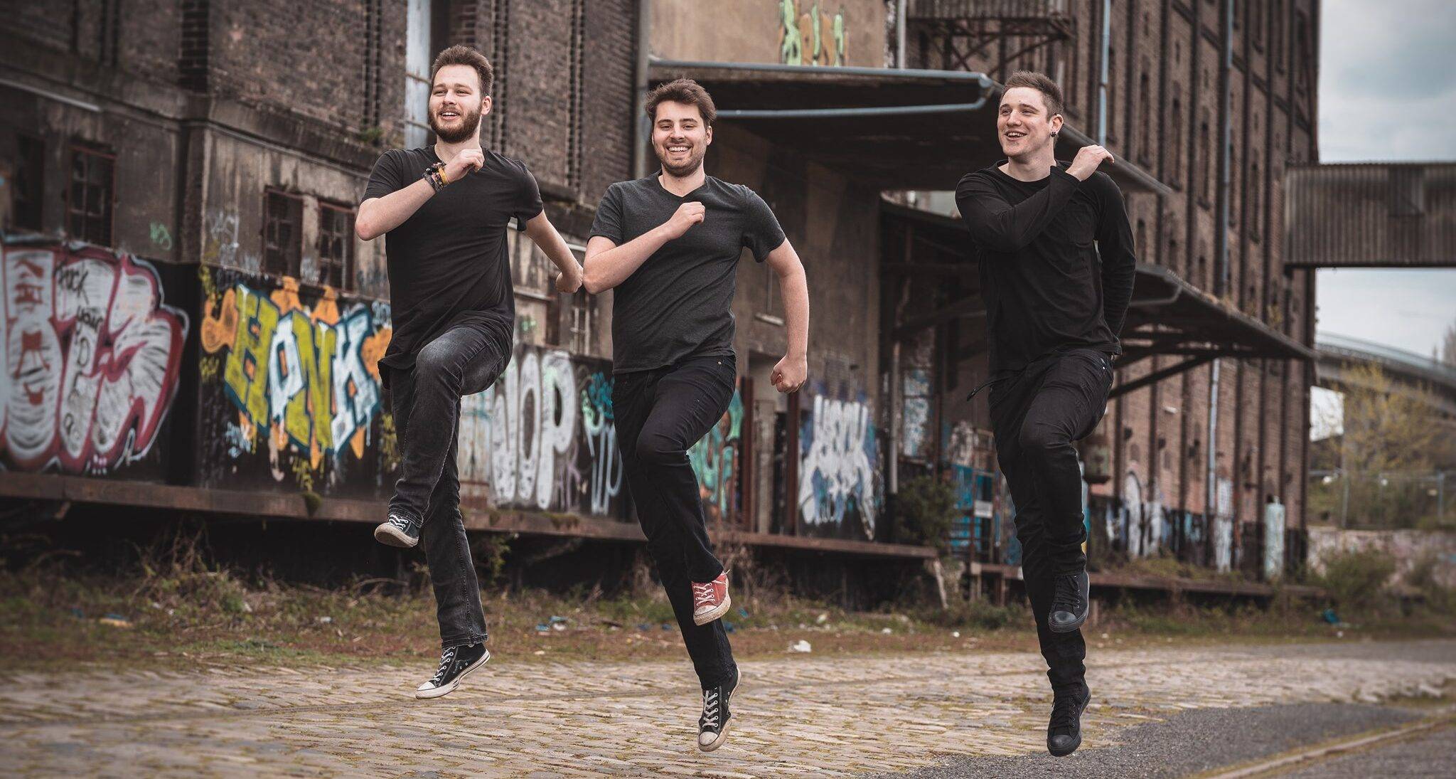 KATASTROPHEN KOMMANDO – „Alles Auf Anfang“