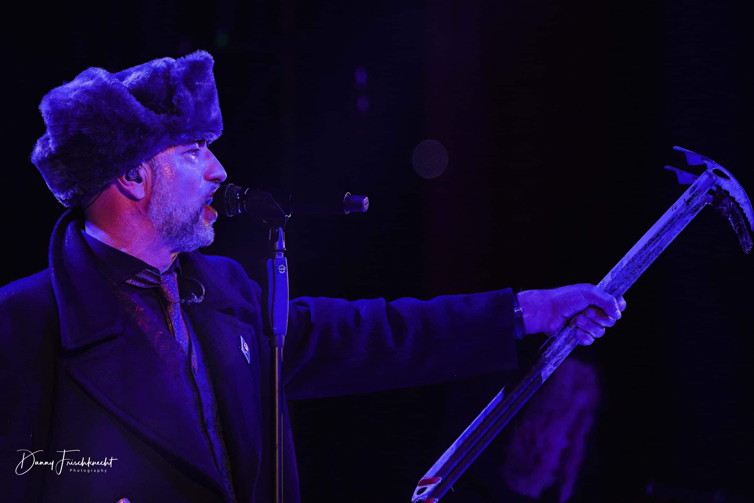 X-TRA knallvoll wenn der EISBRECHER kommt