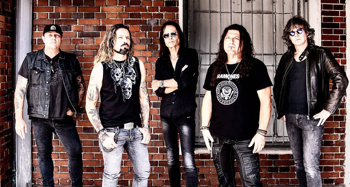 GOTUS – Supergroup mit Video