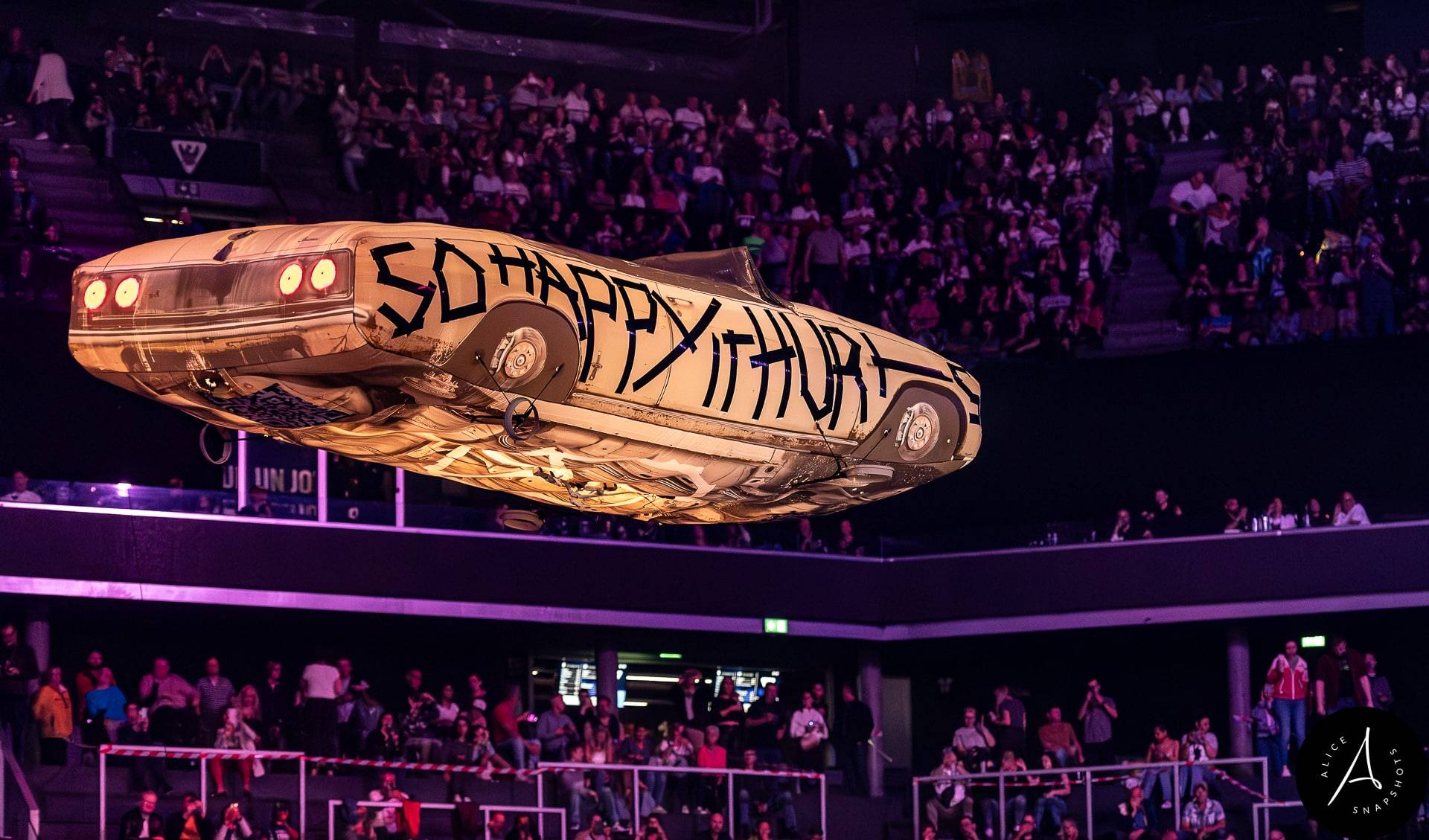 BRYAN ADAMS und SERAINA TELLI