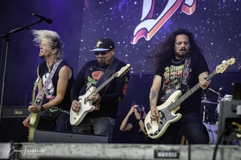 SUMMERSIDE – Samstag!