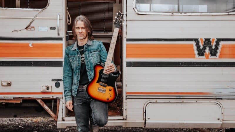 Nachbrenner – MYLES KENNEDY mit neuem Soloalbum „The Art Of Letting Go“