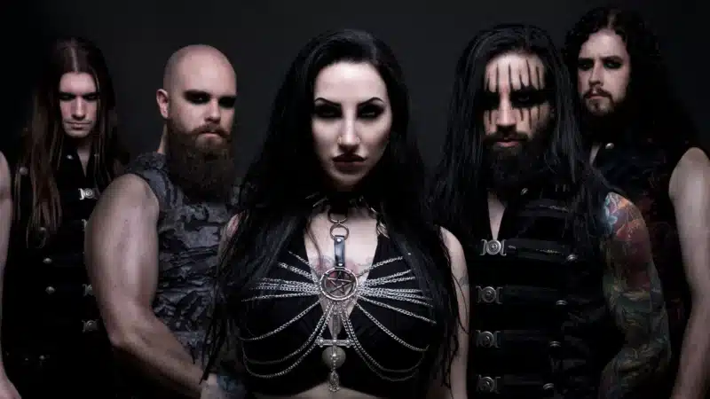 ELEINE im TREPPENHAUS