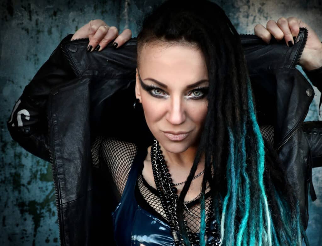 NULL POSITIV – ELLI BERLIN im Gespräch