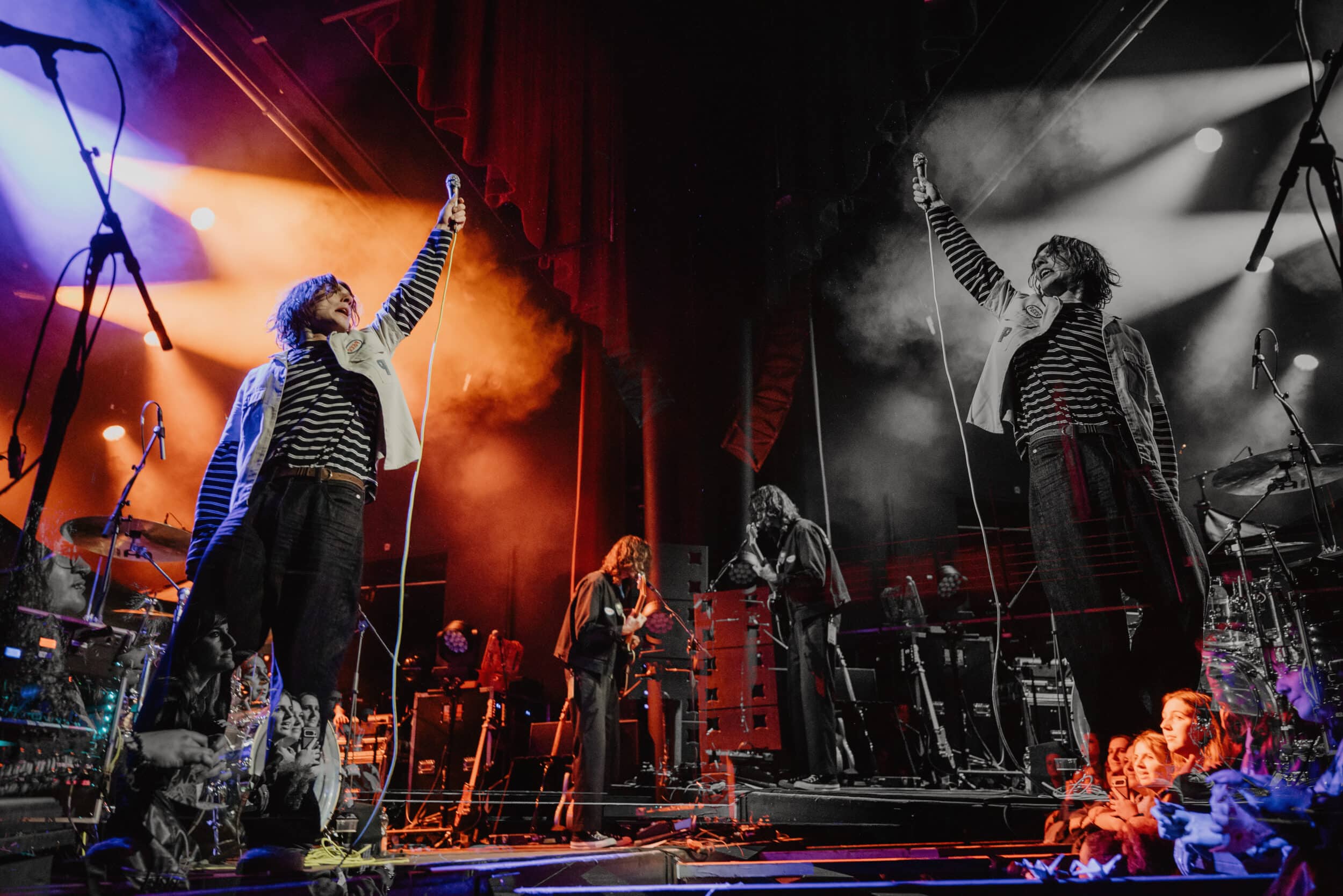 YOU ME AT SIX im X-TRA