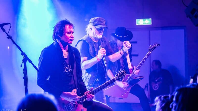 UNEXPLAINED und STORACE in der Kulturfabrik Wetzikon