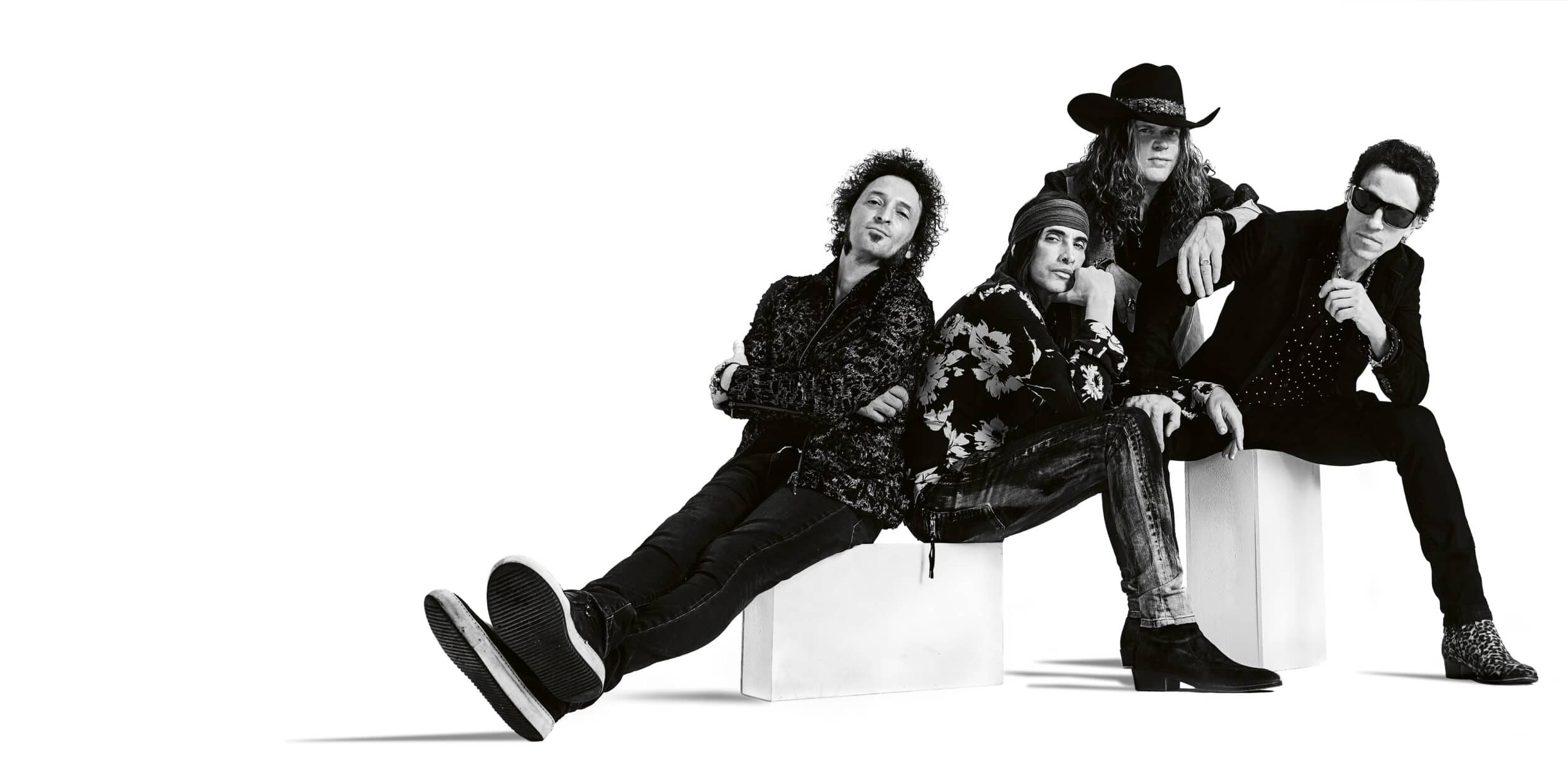 Update; PONTILLO AND THE VINTAGE CREW supporten EXTREME